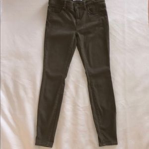 Skinny Jeans - Olive color